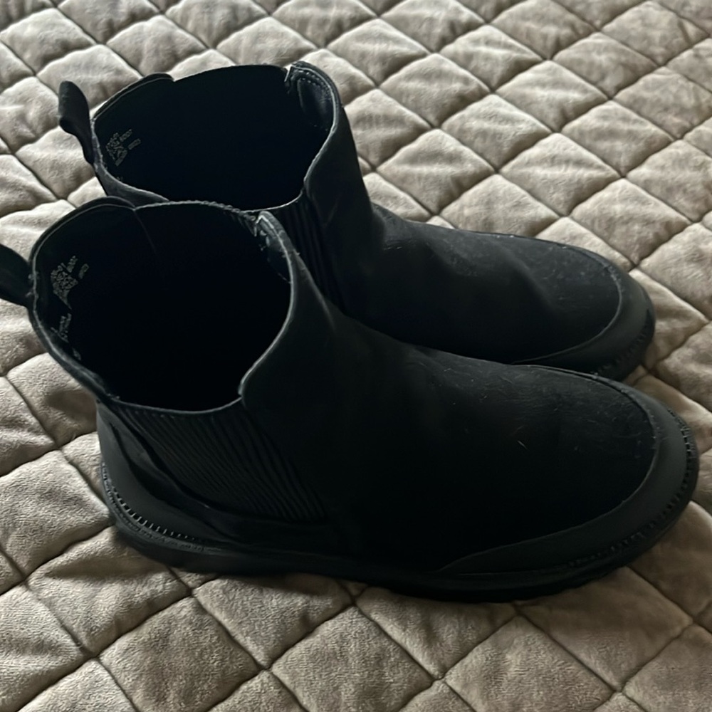 Old navy Chelsea boots